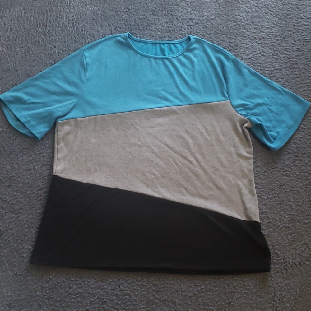 Womens 1x colorblock top